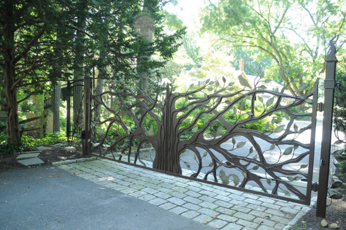 Unique Tree Designed Entrance Gate